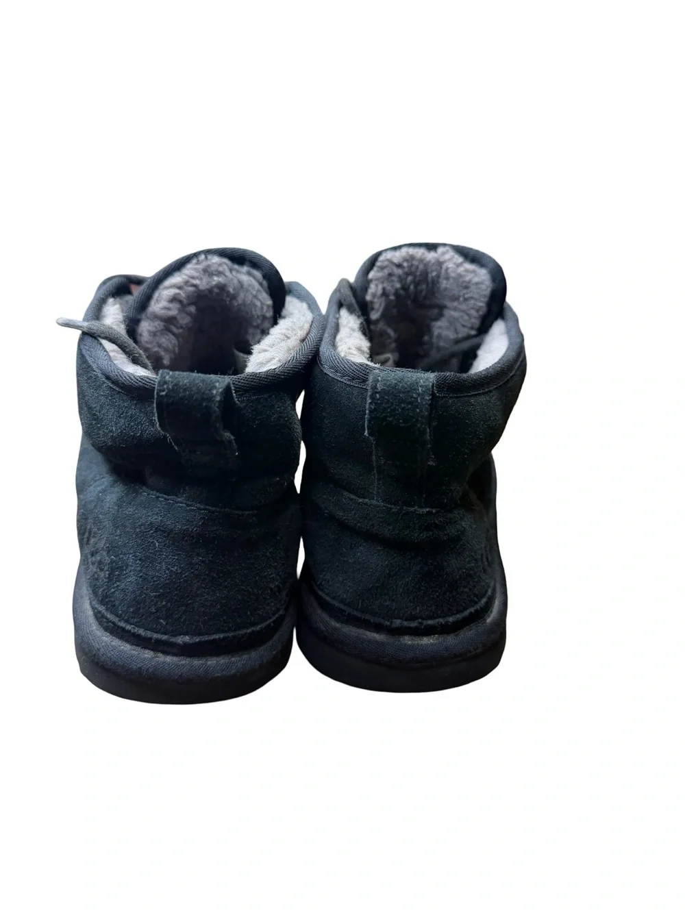 ✨ UGG Neumel Chukka Boots Black Suede Sheepskin Lined Men’s Size 11 🖤